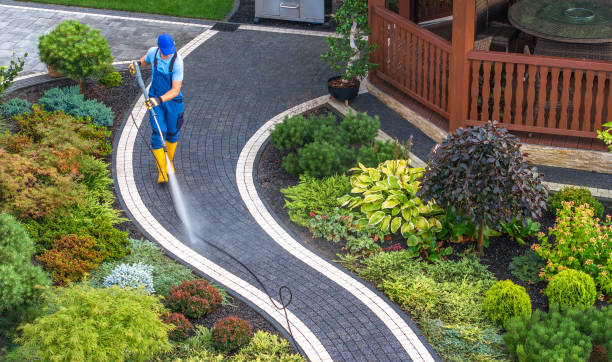 Best Commercial Pressure Washing  in Anchorage, AK